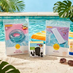 Dive into Summer Fun! Ultimate Pool Party Bundle (Glitter Tube, Raft & Air Pump)